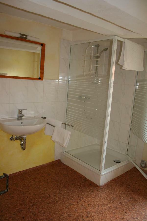 Apartments Cafe Brennnessel Veltheim Luaran gambar